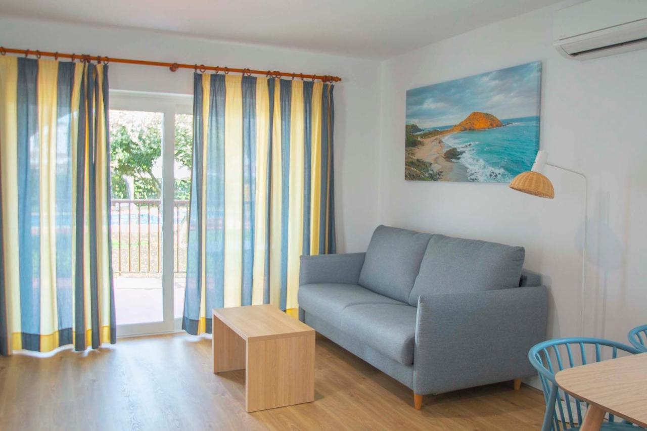 Sol Y Mar Aparthotel Cala'N Blanes  Esterno foto